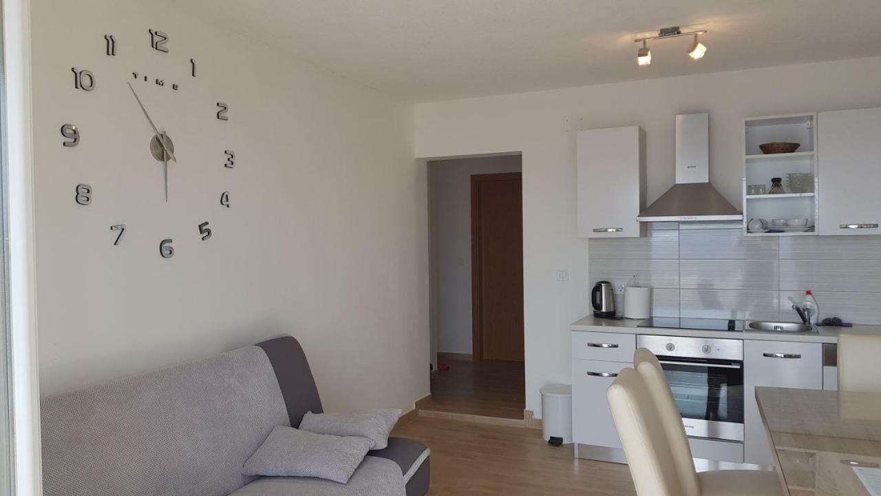 Apartment Adam Zavalatica Buitenkant foto