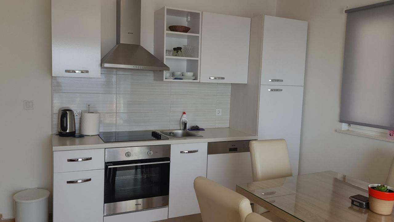 Apartment Adam Zavalatica Buitenkant foto