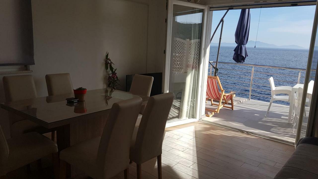Apartment Adam Zavalatica Buitenkant foto